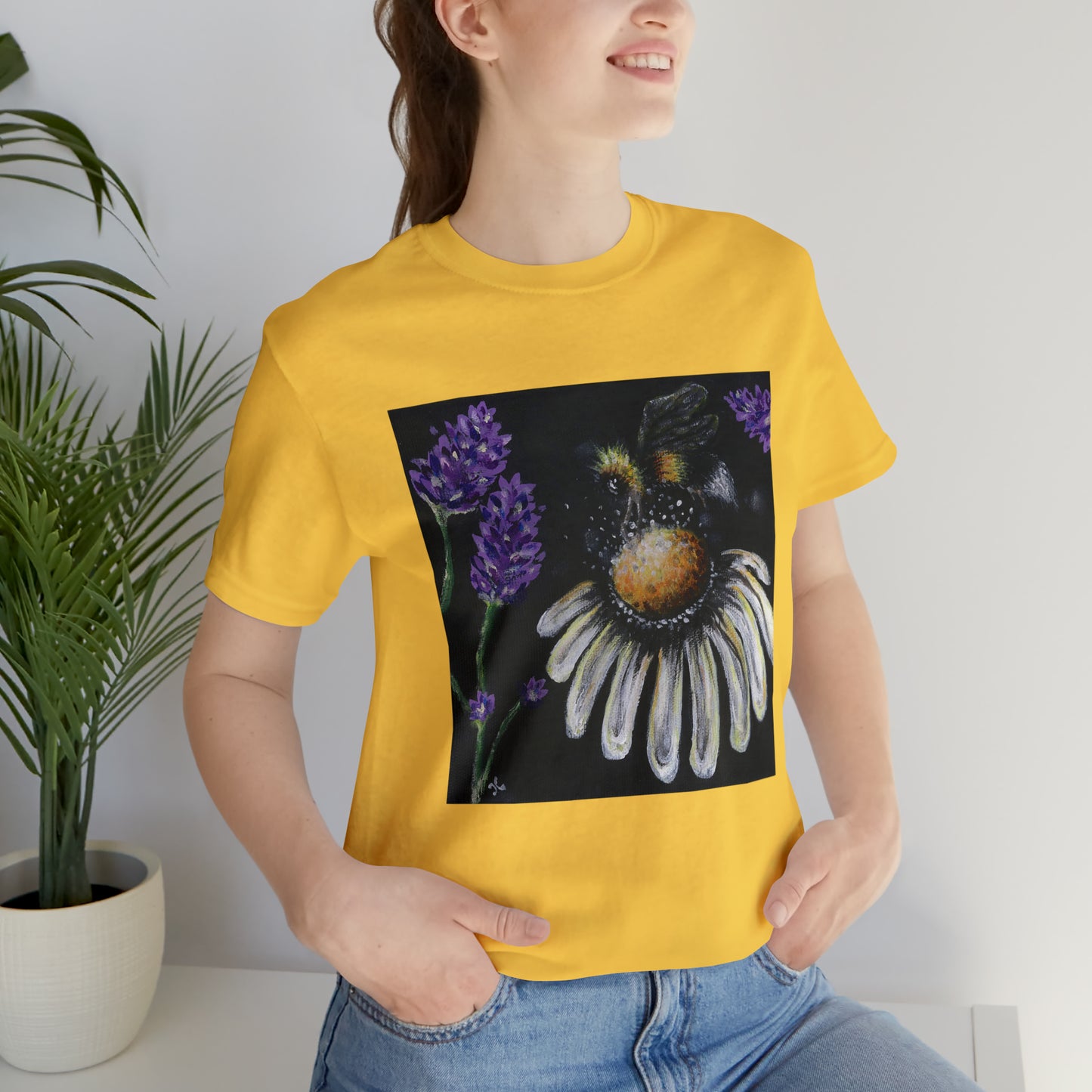 Excited Bee Unisex Jersey Short Sleeve Tee Joyful Bee Series