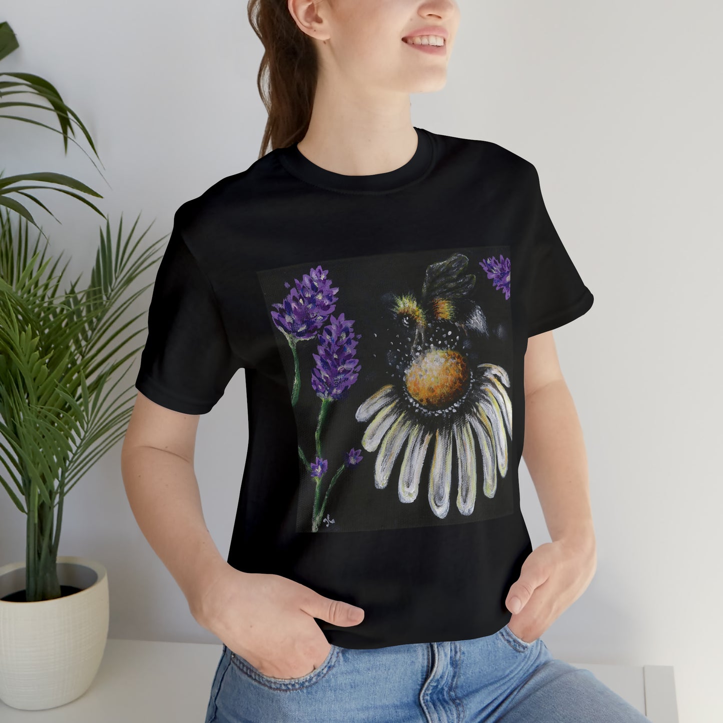 Excited Bee Unisex Jersey Short Sleeve Tee Joyful Bee Series