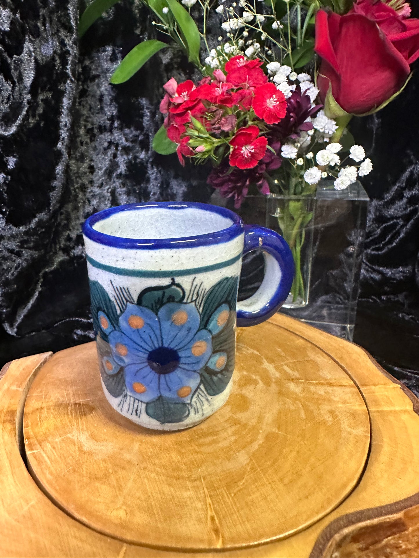 Guatemala small tea cup with hummingbird